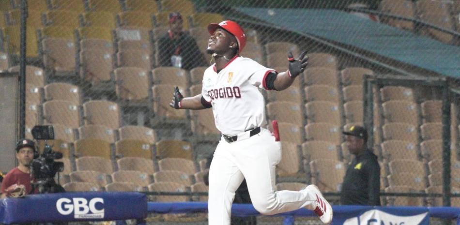 Ofensiva escarlata se impone ante Águilas