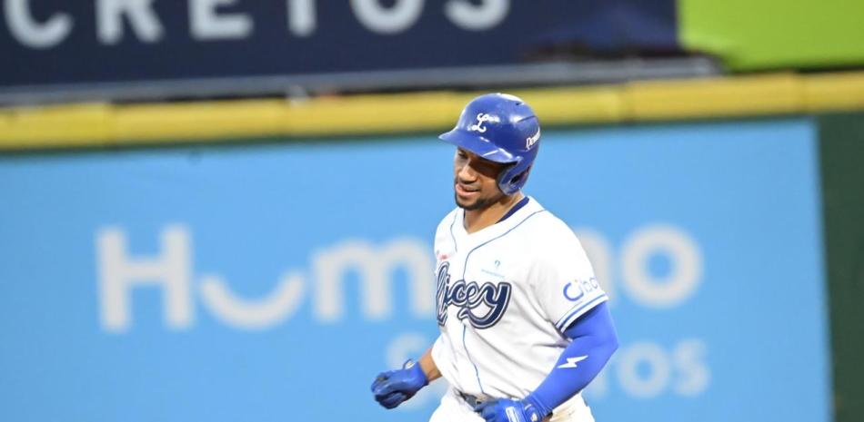 Mejía impulsa cuatro y los Tigres ganan segundo al hilo