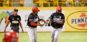 Leones del Escogido inician el Round Robin con paliza sobre Águilas