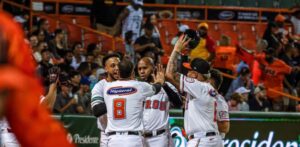 De la Cruz y los Toros arrancan Round Robin azotando a los Gigantes