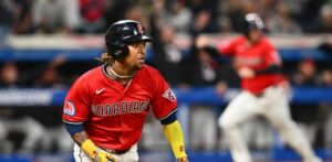 José Ramírez acuerda extensión con los Guardianes