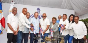 Comisión Presidencial Desarrollo Provincial inicia remodelación Club Ramón Matías Mella en SDE