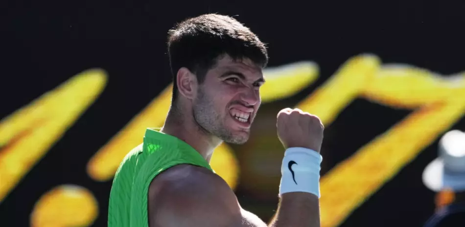 Alcaraz, Sabalenka y Gauff pasan a tercera ronda del Abierto de Australia