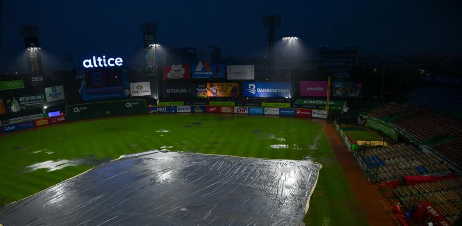 Posponen Juego 3 de la Serie Final