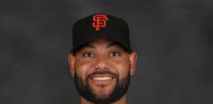 Estrellas contratan a Héctor Borg como mánager