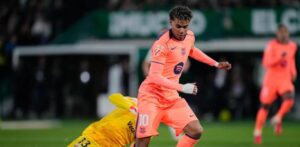 Otro espectáculo de Yamal con el Barcelona en la victoria ante Elche