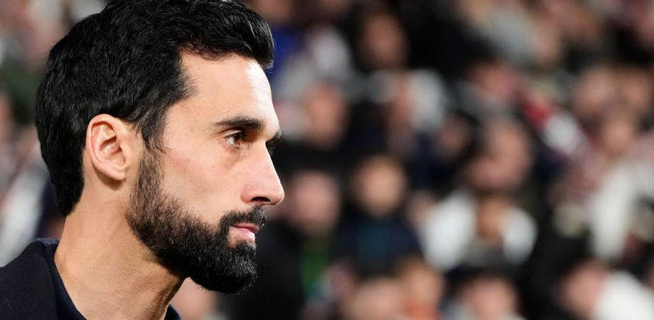 "Nadie entiende que siga sin resolverse", asegura Arbeloa contra el Barça por el caso Negreira