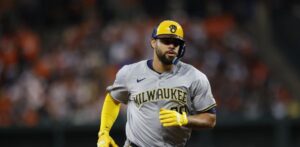 Milwaukee y Gary Sánchez finalizan un acuerdo de 1,75 millones por un año