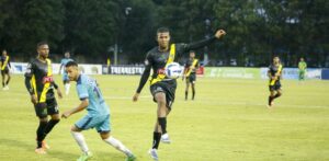 Salcedo se lleva una victoria agónica en el Moca 85