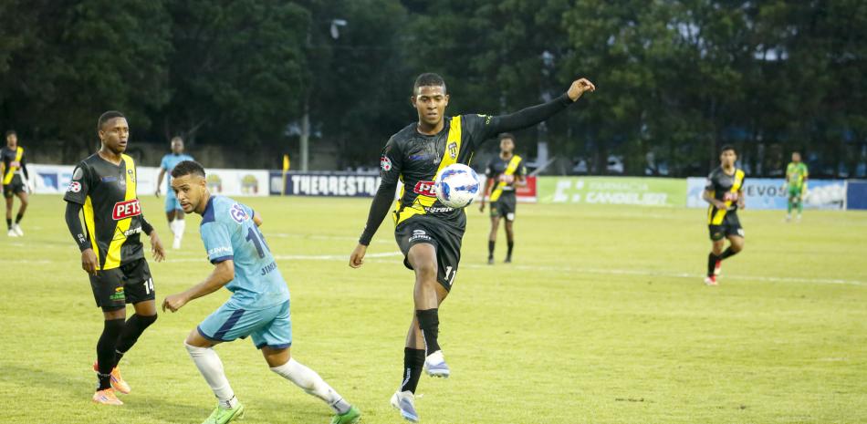 Salcedo se lleva una victoria agónica en el Moca 85