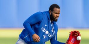 Vladdy Jr pasa la página tras la derrota en la Serie Mundial y arranca un 2026 'más feliz'