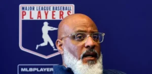 Tony Clark renuncia como director ejecutivo del sindicato de jugadores de MLB