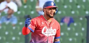 Moncada guía a Cuba sobre Panamá e inician Clásico con el pie derecho