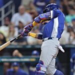 Ronald Acuña batea de 3-3, incluido su primer HR y Venezuela extiende invicto a tres