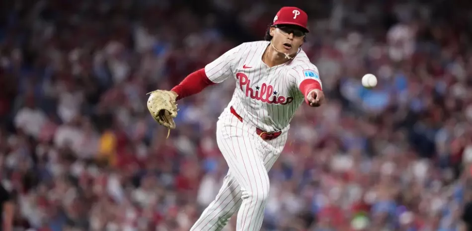 Luzardo, agusto con rotación estable de los Filis, acepta un acuerdo de 135 millones