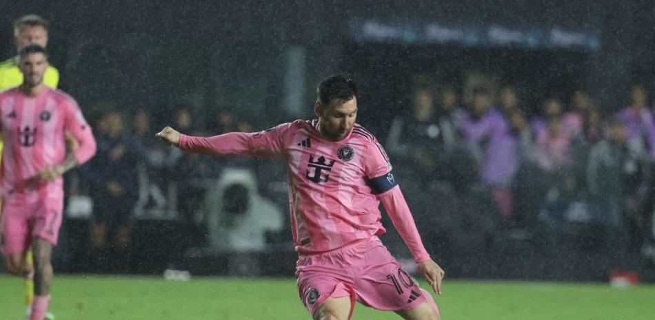 Leonel Messi anota su gol número 900 en una dura eliminación de Miami en Concachampions