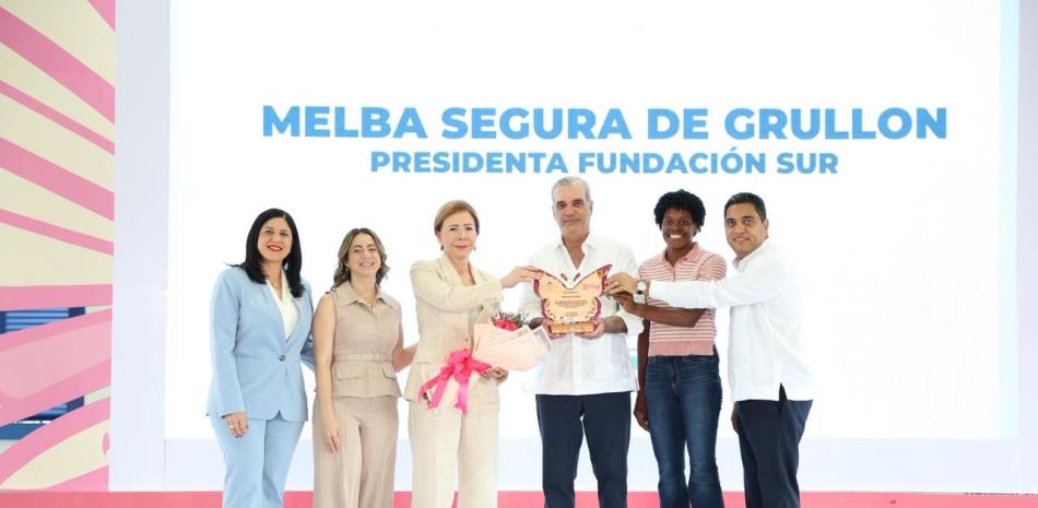 El presidente Luis Abinader inaugura los Juegos de la Mujer