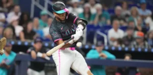 Sencillo de Caissie en la octava lleva a los Marlins a la victoria sobre Rockies