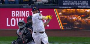 Gary Sánchez jonronea en la victoria de los Cerveceros sobre los Rays