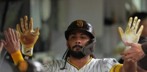Fernando Tatis Jr. debuta en la segunda base