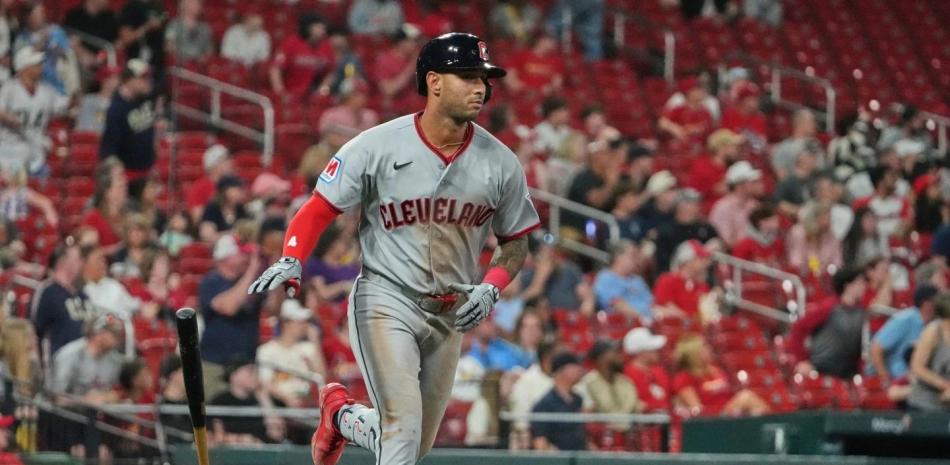 Martínez y Rocchio jonronean en el triunfo de los Guardianes sobre Cardenales
