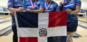 Policía Nacional gana competencia internacional de boliche en Puerto Rico