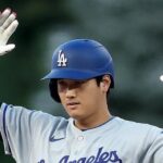 Shohei Ohtani llega a las bases por ocasión 50 en forma seguida