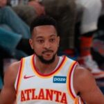CJ McCollum encabeza la remontada de los Hawks sobre los Knicks