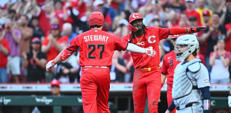 Elly de la Cruz da su noveno cuadrangular y Cincinnati derrota