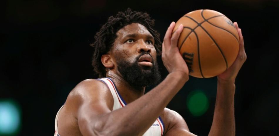 Joel Embiid encesta 33 puntos y los Sixers se imponen