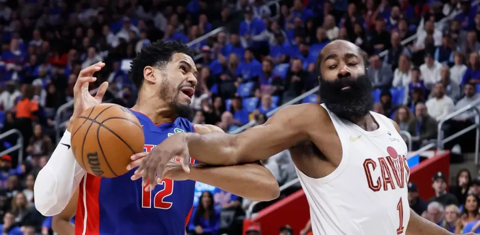 Harden anota 30 y los Cavaliers remontan ante los Pistons en la prórroga para ponerse 3-2
