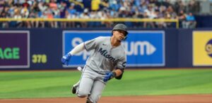 Sandy lanza bien y Hernández dispara jonrón en el éxito de los Marlins