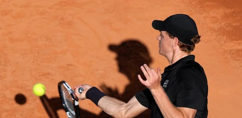 Jannik Sinner se convierte en el primer italiano en conquistar el Abierto de Italia en 50 años