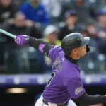 Gore sale lesionado, Rockies superan a Rangers y Juan Mejía salva tercer partido