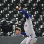 Rocker, Nimmo y Durán conducen a los Rangers a superar