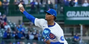 Edward Cabrera abandona partido de Cachorros ante Cerveceros por ampolla en dedo