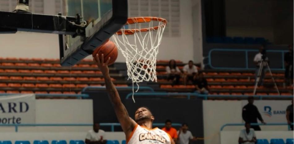 Yeison Colomé, con 21 puntos, encabeza el triunfo de Cañeros sobre Héroes en la LNB