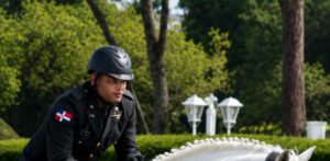 Derian Mejía queda cuarto en el Campeonato Mundial Militar de Equitación