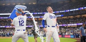 Freddie Freeman pone fin al juego con jonrón y Dodgers superan 1-0 a Angelinos