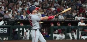 Nacionales, con jonrones de Mead y Crews, limitan a D-Backs a dos hits par