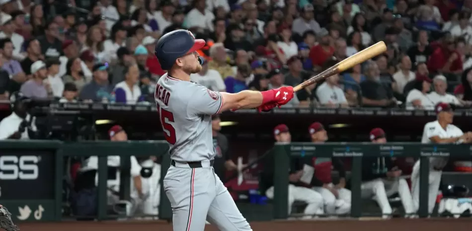Nacionales, con jonrones de Mead y Crews, limitan a D-Backs a dos hits par