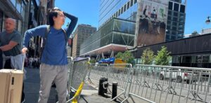 Imponen estrictas medidas de seguridad en el Madison por asistencia de Trump al juego
