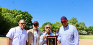 Centro Hermandad Quisqueyana abre torneo 32 de sóftbol en emotiva ceremonia deportiva