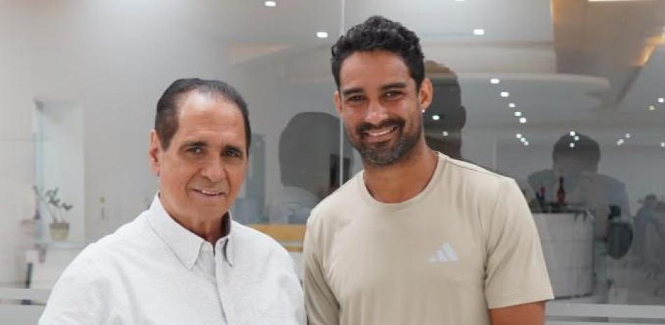Luguelín Santos regresa a la pista