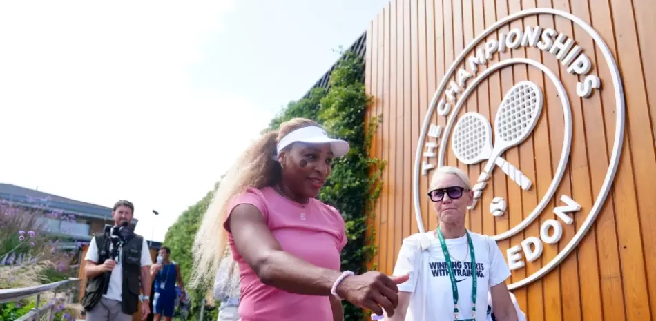 Serena acapara atención de Wimbledon con su retorno tras cuatro años