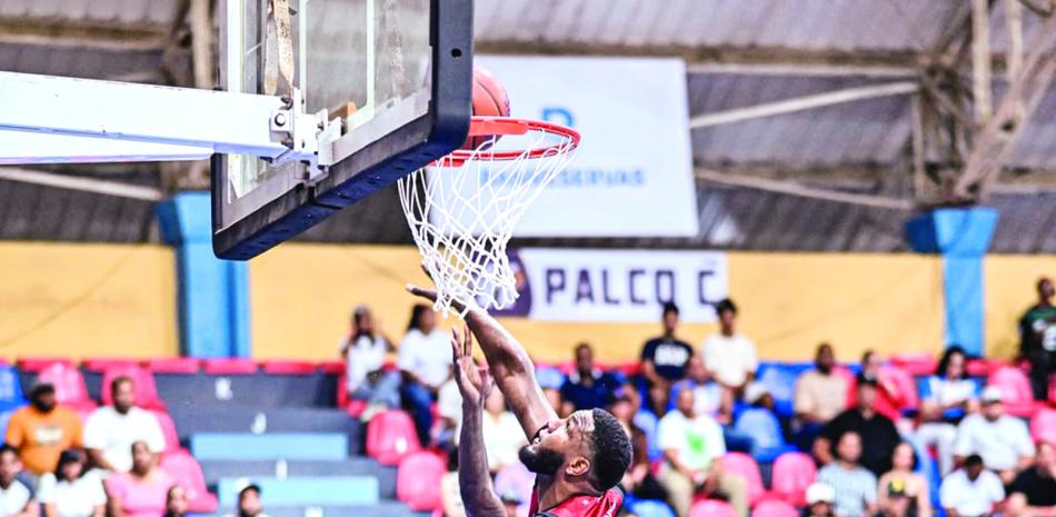 Brown Jr. y Ferreiras ponen a Gigantes a un paso de la final de la LNB