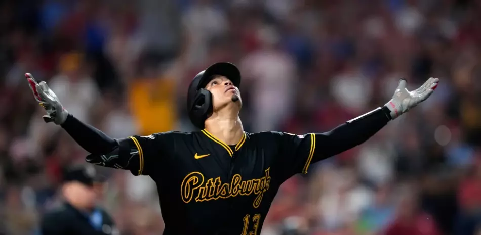 Endy Rodríguez decide con un jonrón de 3 carreras, los Piratas remontan ante los Filis