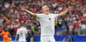 Haaland pone a Noruega en octavos contra Brasil con un gol que elimina a Costa de Marfil