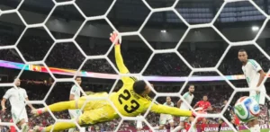 Suiza avanza en el Mundial con una victoria de 2-0 sobre Argelia, Embolo y Ndoye anotan
