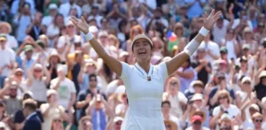 Eala sorprende a la campeona Swiatek en Wimbledon y Rybakina también queda eliminada